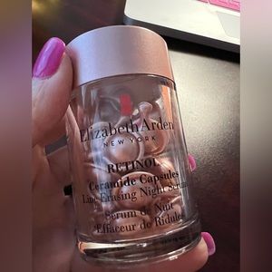 Elizabeth Arden Retinol ceramide capsules,line erasing night serum,30 capsules